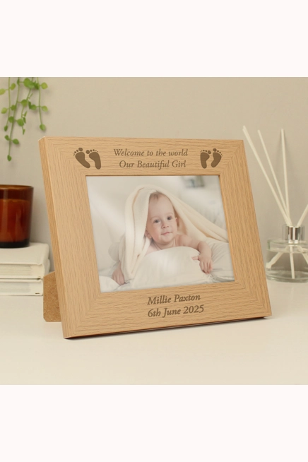 Personalised Baby Feet 5x7 Landscape Oak Finish Photo Frame