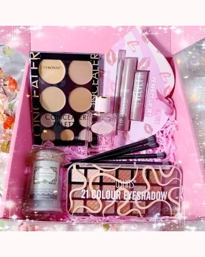 Pink Box 1 (Beauty Box)