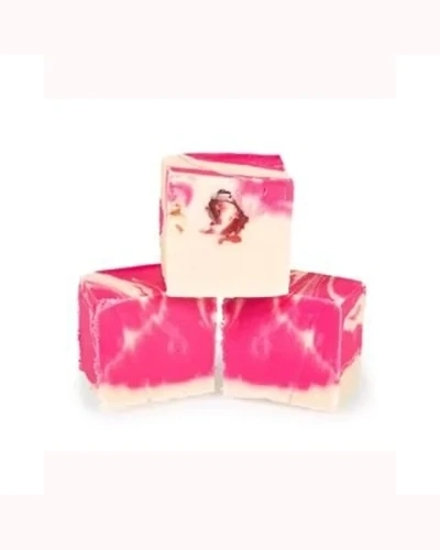 White Chocolate & Cranberry Fudge White Chocolate & Cranberry Fudge