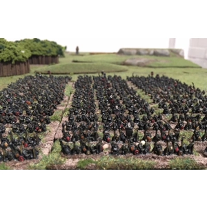OR07 (L) Orc foot command group with standard