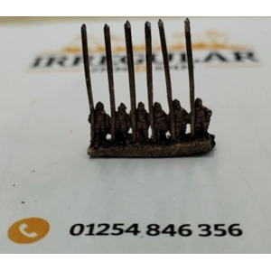 LR03 (C)  Pikemen, helmets