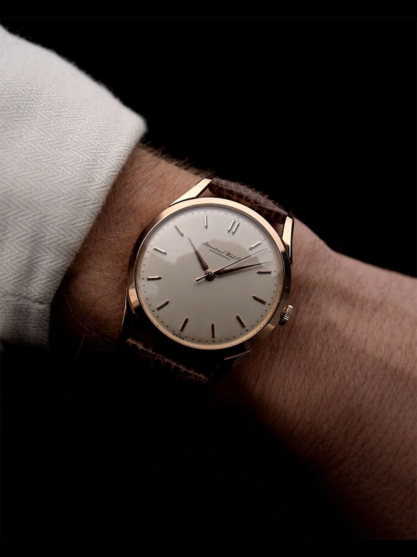 IWC Cal. 89 18k Rose 1956IWC has produced a very wide variety of wristwatches from an early time ran