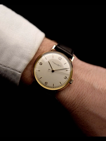 IWC Dress Cal. 89 18k 1947