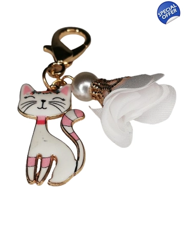 Privjesak Maca sa bijelom ružicom