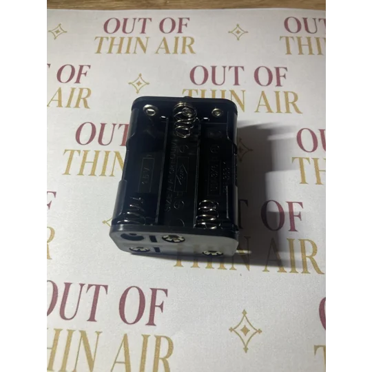 Battery box 6 way 6 by AA 9 volt