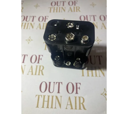 Battery box 6 way 6 by AA 9 volt
