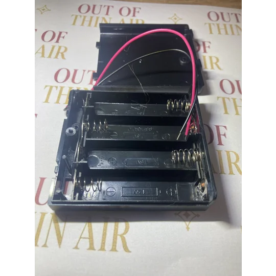 Battery Box for 4 AA battery