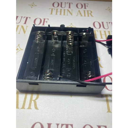 Battery Box for 4 AA battery