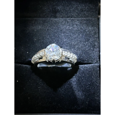 1.9Ct Solitaire Ring