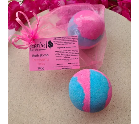 Strawberry Fields Bath Bomb 140g