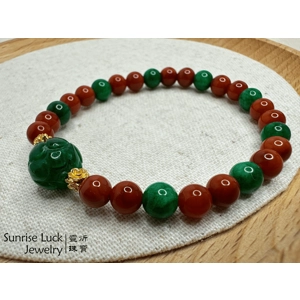 Dry Green Jadeite & Nanhong Hand Bracelet Dry Green Jadeite & Nanhong Hand Bracelet